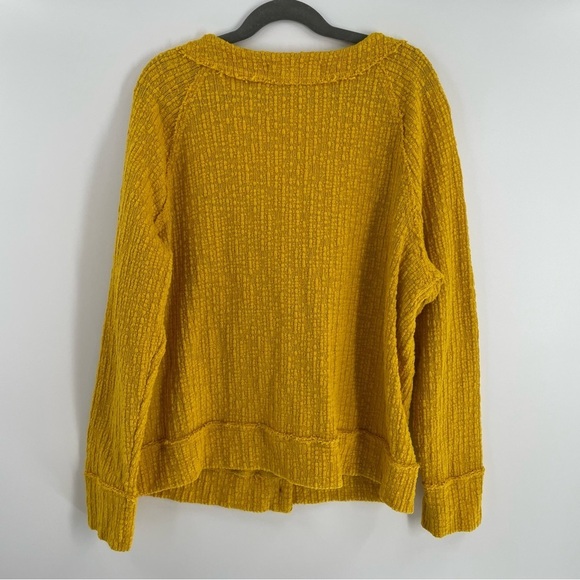Two by Vince Camuto Cardigan Women's Yellow Sweater Button Up Vneck Casual Small - Picture 6 of 10